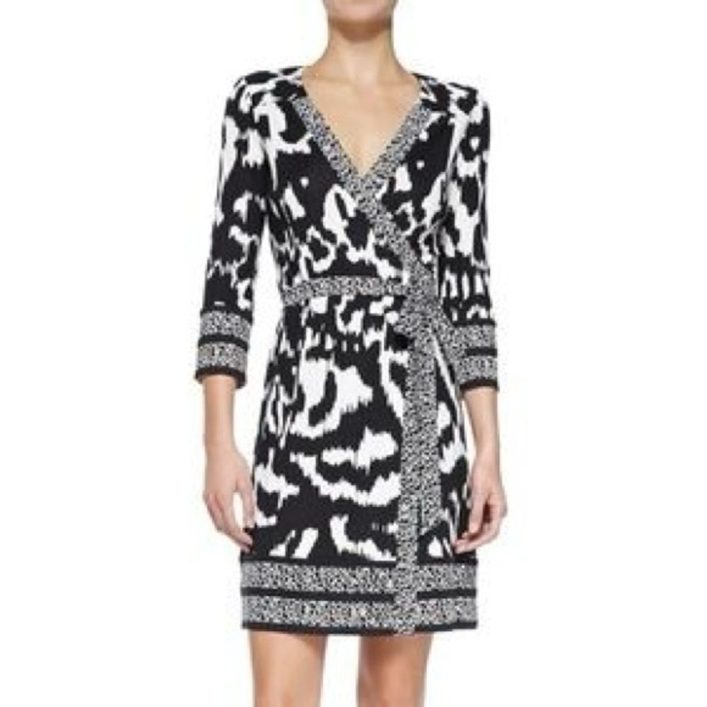 Diane Von Furstenberg Black and Cream Tallulah Wrap Dress Size 0